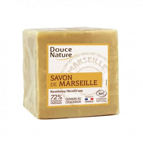 Savon blanc de marseille 600g Douce Nature dans votre magasin bio en ligne Etiketbio.eu Savon blanc de marseille 600g Douce Nature dans votre magasin bio en ligne Etiketbio.eu