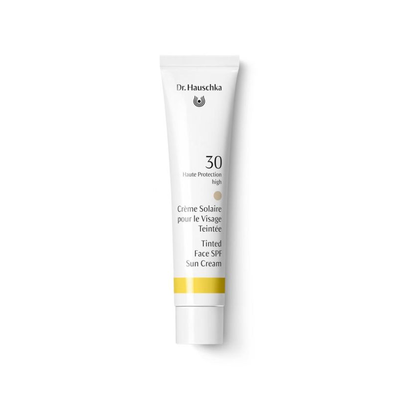 Crème solaire pour le visage teintée spf 30 - 40ml Dr. Hauschka dans votre magasin bio en ligne Etiketbio.eu Crème solaire pour le visage teintée spf 30 - 40ml Dr. Hauschka dans votre magasin bio en ligne Etiketbio.eu