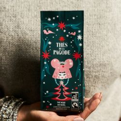 Thé noir de Noël Thés de la Pagode 70 g Les Thés de la Pagode  dans votre magasin bio en ligne Etiketbio.eu Thé noir de Noël Thés de la Pagode 70 g Les Thés de la Pagode  dans votre magasin bio en ligne Etiketbio.eu