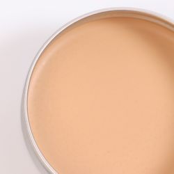 Crème solaire solide beige SPF50+ 20g – Acorelle Acorelle  dans votre magasin bio en ligne Etiketbio.eu