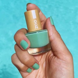 Vernis à ongles vert d'eau 660 Zao Zao  dans votre magasin bio en ligne Etiketbio.eu