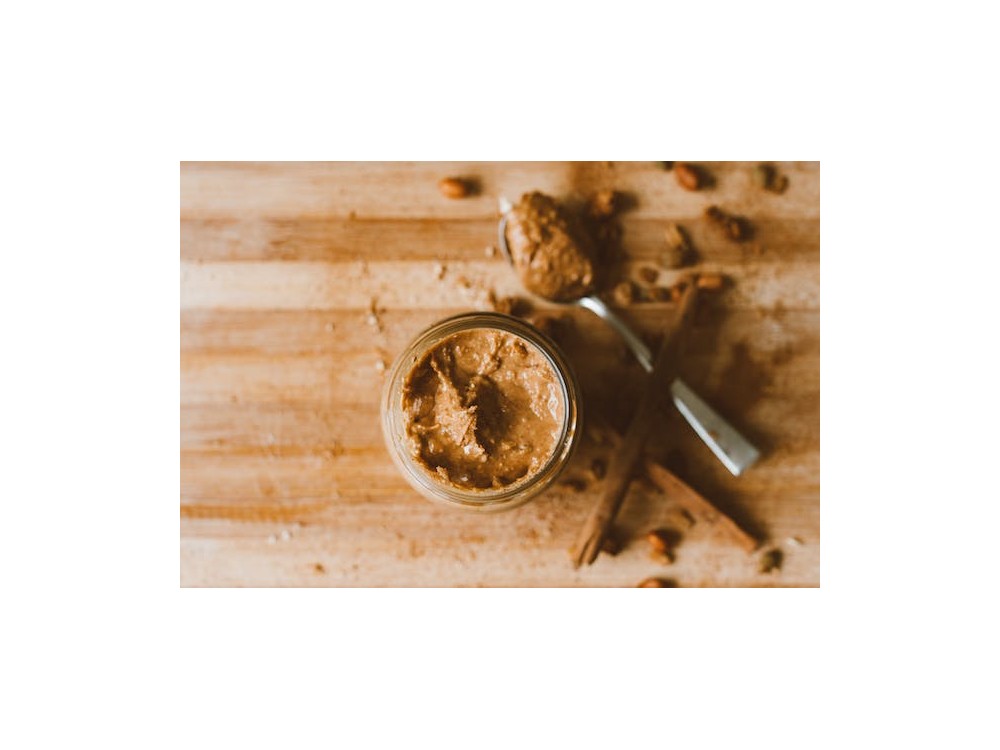Beurre de cacahuète ou purée de cacahuète : bienfaits et recettes - La  Fourche
